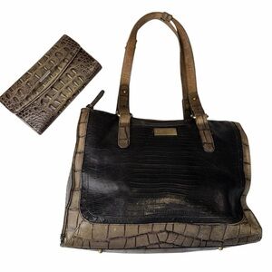 Brahmin bag and matching wallet lot two piece set